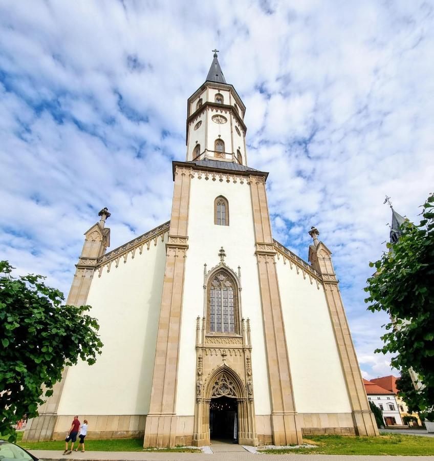 Apartment In A Historical House In The Center Of Levoča Exterior foto